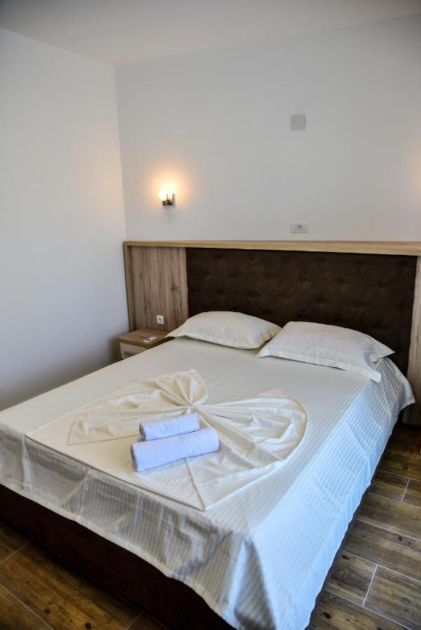 Casa Sinani Hotel Ulcinj Exterior foto